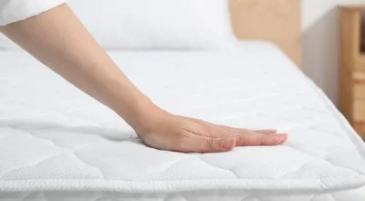 Pocket Spring sau spumă memory? Cum alegi în funcție de poziția de somn