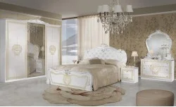 Dormitor Clasic Vilma Bianco Gold cu Dulap 6 Uși