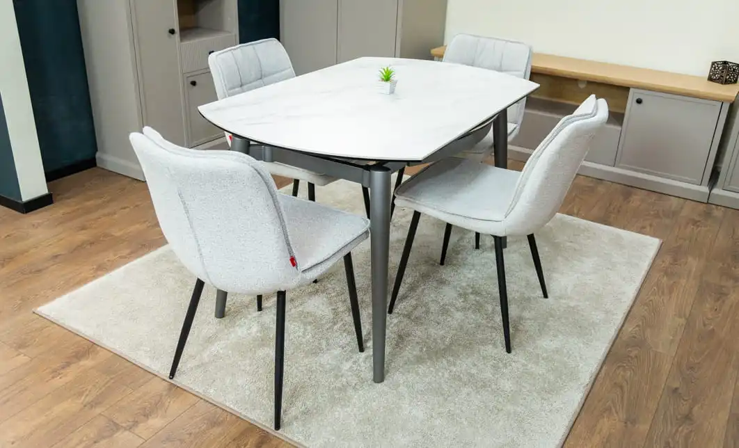 Set Masă Living Extensibilă CT106 Blat Ceramic Alb cu 4 Scaune DCM2001AF Bej