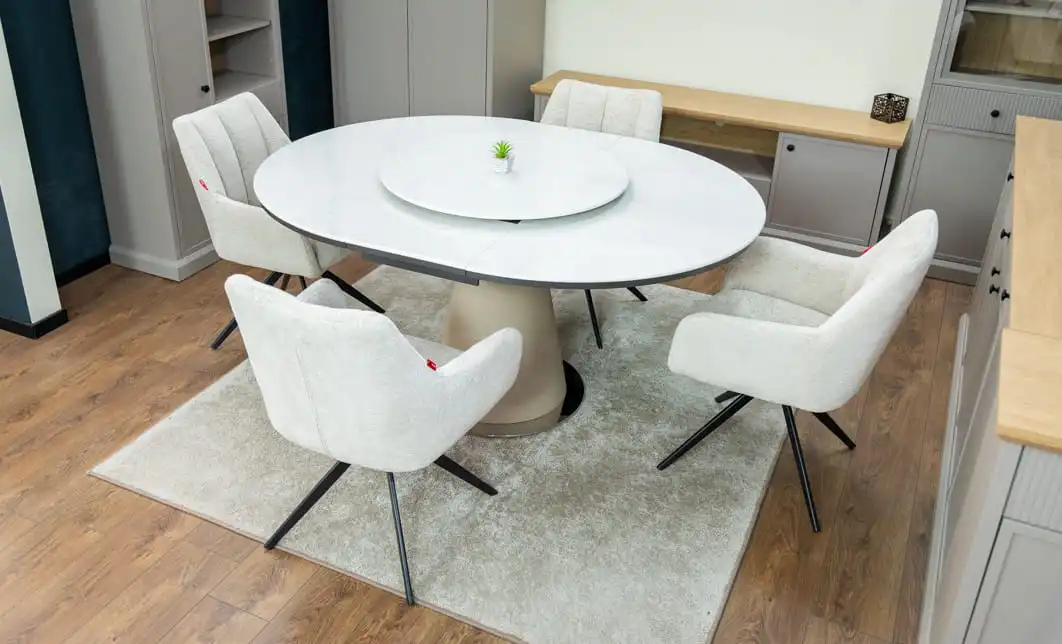 Set Masă Living Extensibilă CT163 Blat Ceramic Alb cu 4 Scaune Rotative DCM0112AS Bej