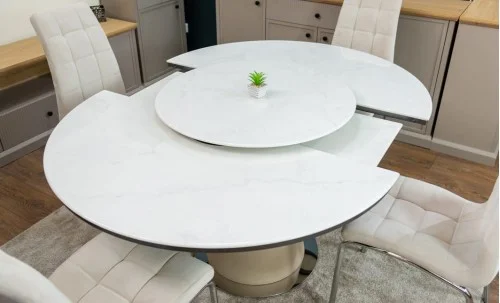 Set Masă Living Extensibilă CT163 Blat Ceramic Alb cu 4 Scaune Tapițate F630 Bej