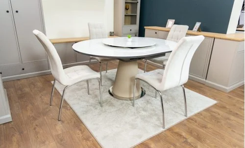 Set Masă Living Extensibilă CT163 Blat Ceramic Alb cu 4 Scaune Tapițate F630 Bej