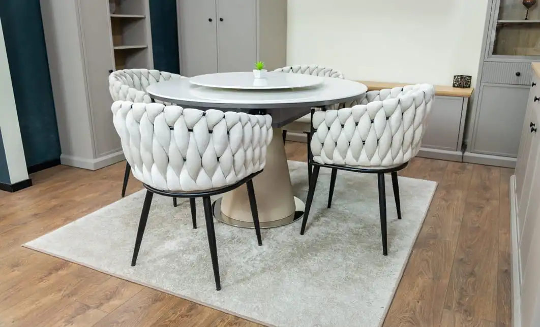 Set Masă Living Extensibilă CT163 Blat Ceramic Alb cu 4 Scaune KJC11 Bej
