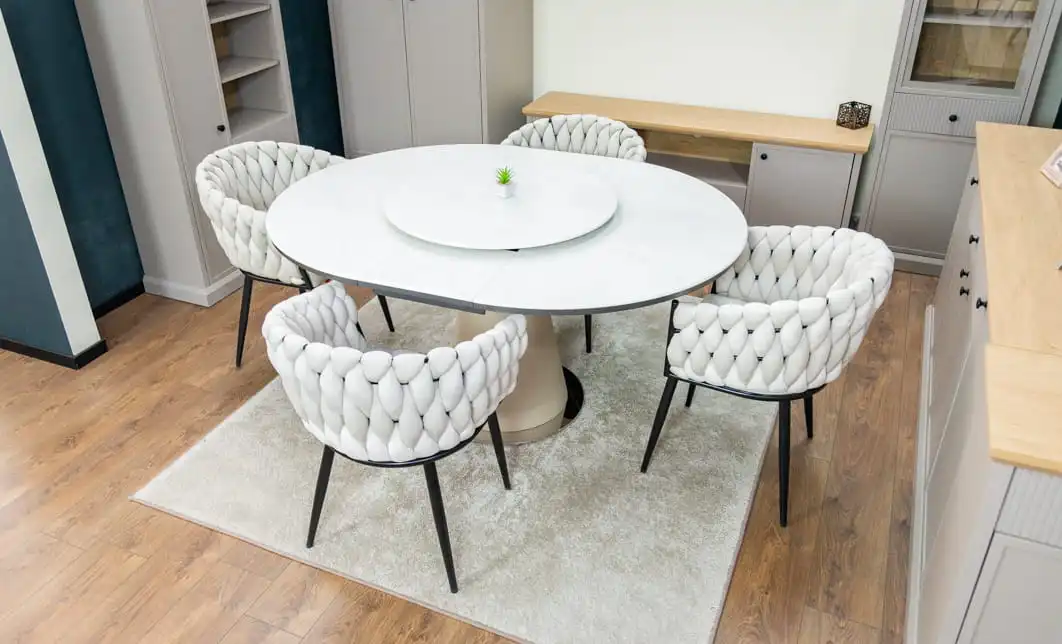 Set Masă Living Extensibilă CT163 Blat Ceramic Alb cu 4 Scaune KJC11 Bej