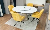 Set Masă Living Extensibilă CT163 Blat Ceramic Alb cu 4 Scaune Rotative KJC4347 Galbene