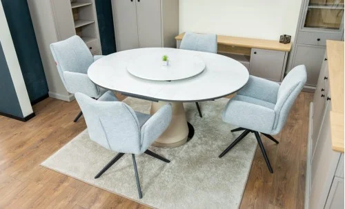 Set Masă Living Extensibilă CT163 Blat Ceramic Alb cu 4 Scaune Rotative KJC77 Gri Deschis
