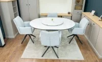 Set Masă Living Extensibilă CT163 Blat Ceramic Alb cu 4 Scaune Rotative KJC77 Gri Deschis 8