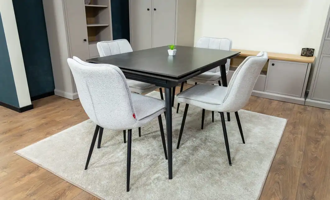 Set Masă Living Extensibilă DTM0101 Blat Ceramic Gri cu 4 Scaune DCM2001AF Bej 3
