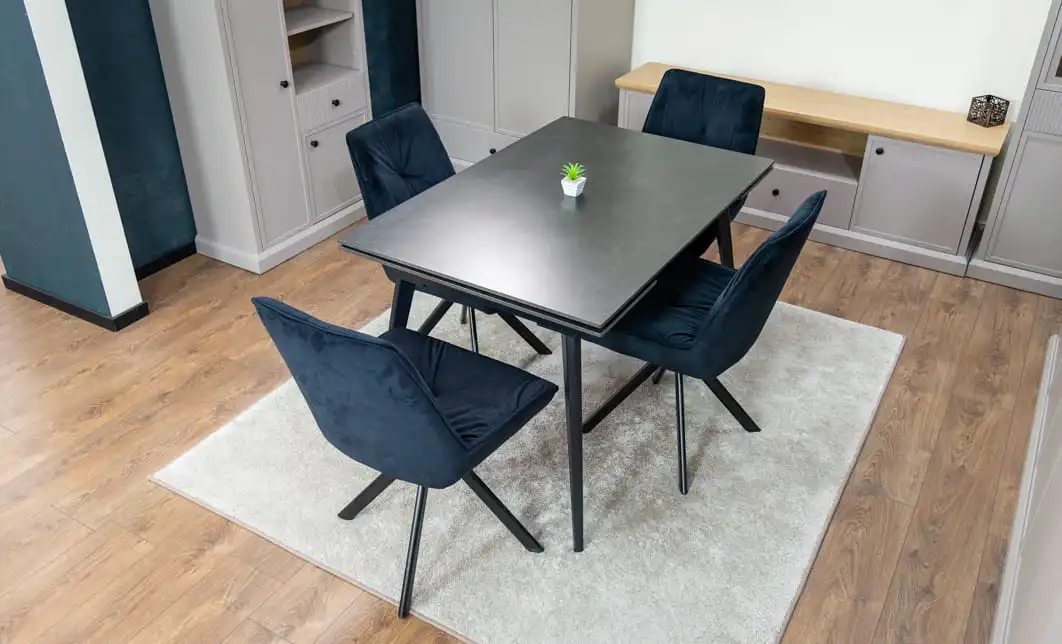 Set Masă Living Extensibilă DTM0101 Blat Ceramic Gri cu 4 Scaune Rotative KJC356 Negre 5