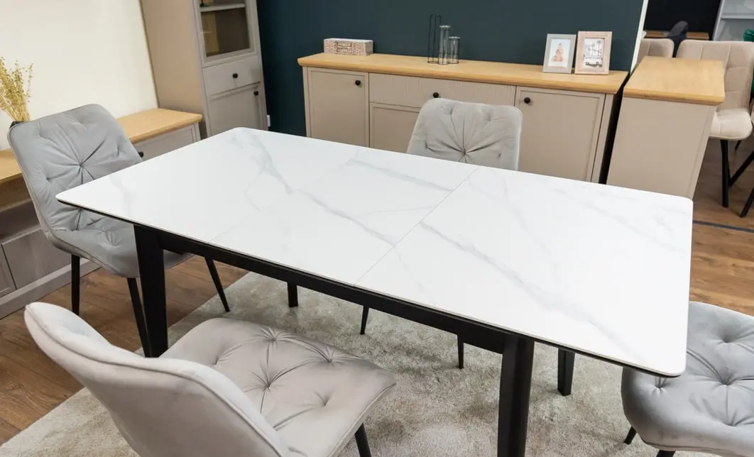 Set Masă Living Extensibilă KJT4711-1 Alb cu 4 Scaune KJC0357 Gri