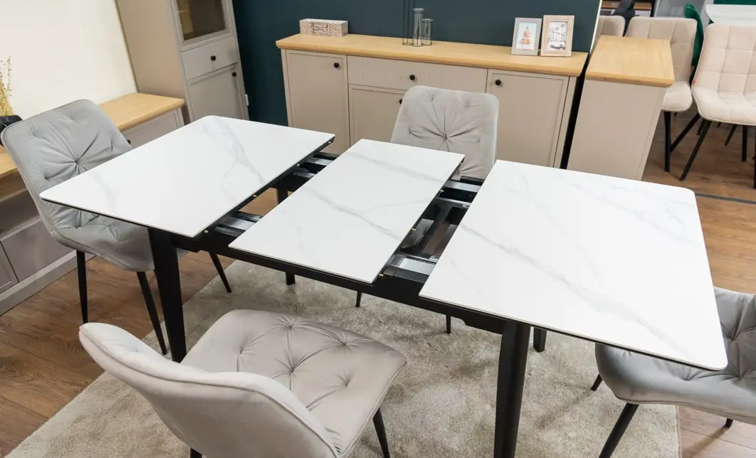 Set Masă Living Extensibilă KJT4711-1 Alb cu 4 Scaune KJC0357 Gri