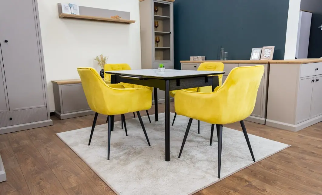 Set Masă Living Extensibilă KJT4711-1 Alb cu 4 Scaune Tapițate KJC38 Galbene