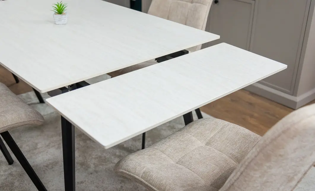 Set Masă Living Extensibilă DTM0101CS Bej cu 6 Scaune Tapițate DCM1801CF Bej 10