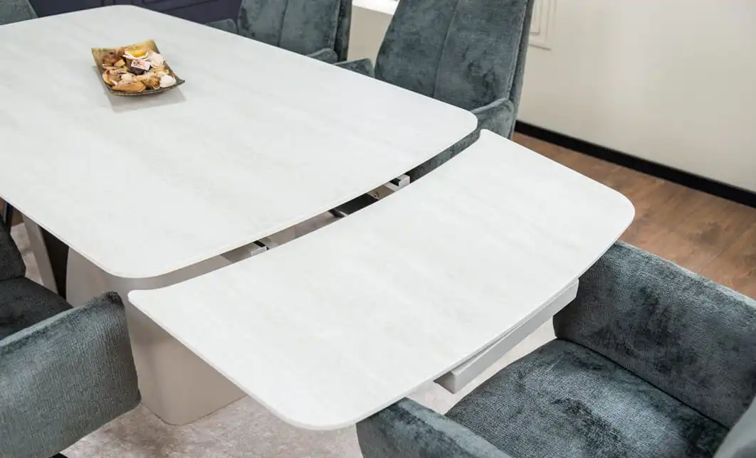Set Masă Living Extensibilă DTM0405CS Bej cu 6 Scaune DCM0601AS Gri Închis 10