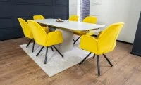 Set Masă Living Extensibilă DTM0405CS Blat Ceramic Bej cu 6 Scaune Rotative KJC80 Galbene 2
