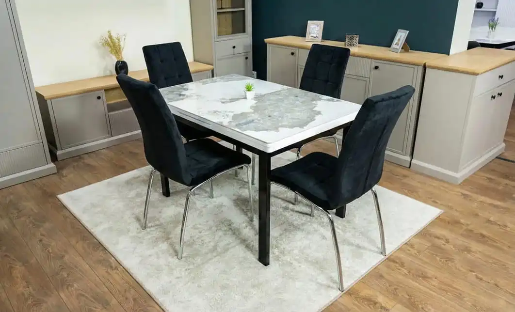 Set Masă Living Extensibilă Blat Ceramic KJT416 Alb-Cappuccino cu 4 Scaune F630 Negre