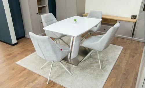 Set Masă Living Extensibilă KJT380 Blat Lucios Alb cu 4 Scaune Rotative DCM0108CS Gri Deschis