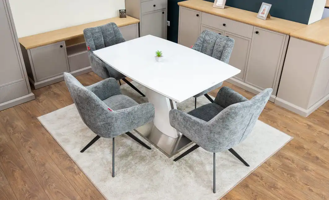 Set Masă Living Extensibilă KJT380 Blat Lucios Alb cu 4 Scaune Rotative DCM0112 Gri 1