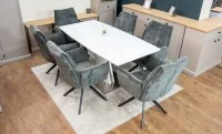Set Masă Living Extensibilă KJT380 Blat Lucios Alb cu 6 Scaune Rotative DCM0601AS Gri Închis