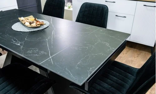 Set Masă Living Extensibilă KJT416 Neagră cu 4 Scaune KJC176 Negre