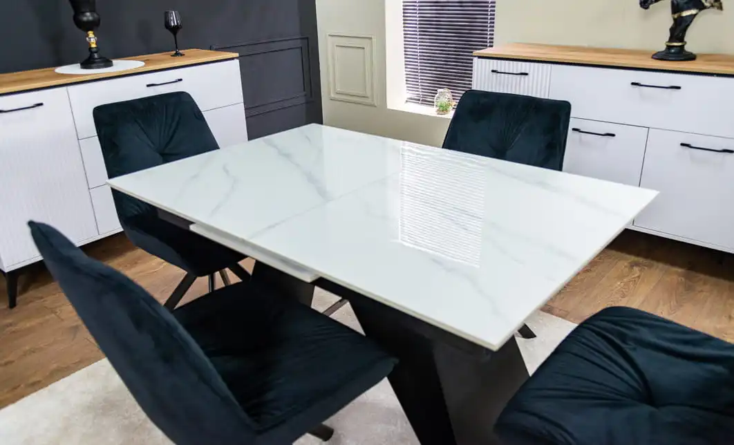 Set Masă Living Extensibilă KJT417 Albă cu 6 Scaune KJC356 Negre 5