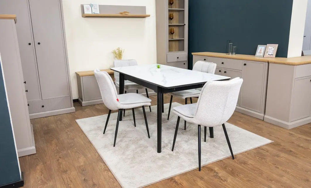 Set Masă Living Extensibilă KJT4711-1 Alb cu 4 Scaune Tapițate DCM2001AF Bej