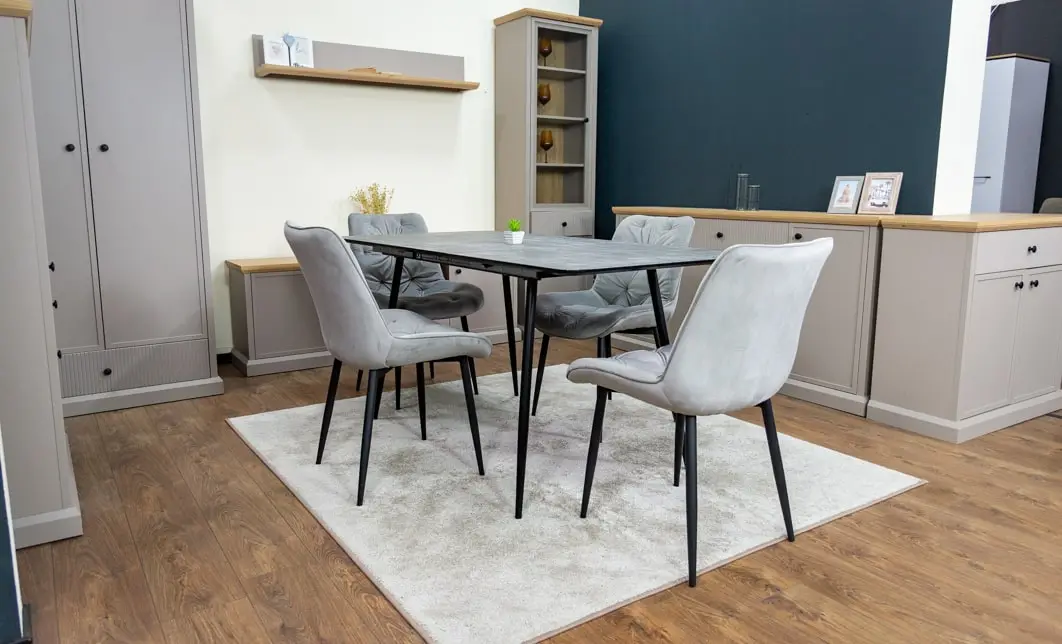 Set Masă Living Extensibilă KJT546 Gri cu 4 Scaune Tapițate KJC0357 Gri