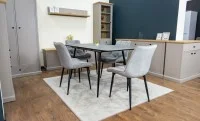 Set Masă Living Extensibilă KJT546 Gri cu 4 Scaune Tapițate KJC0357 Gri