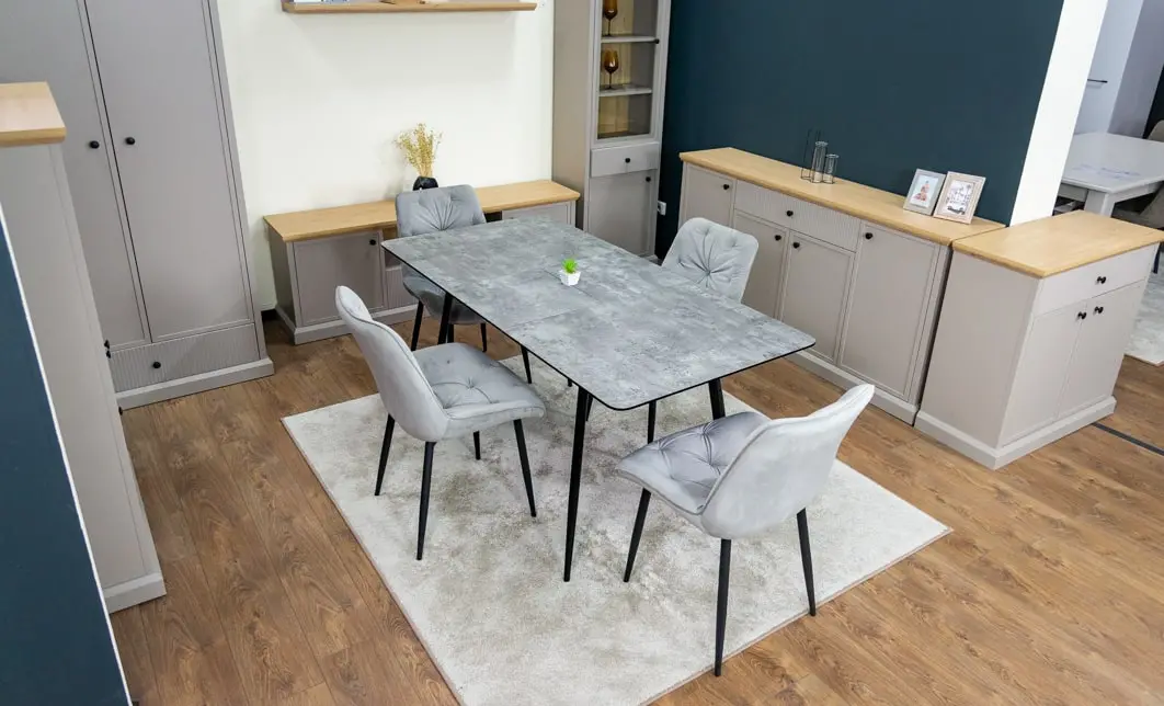 Set Masă Living Extensibilă KJT546 Gri cu 4 Scaune Tapițate KJC0357 Gri