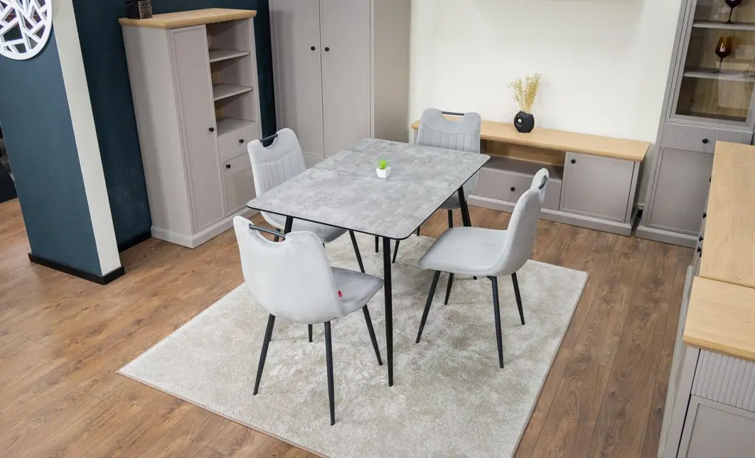 Set Masă Living Extensibilă KJT546 Gri cu 4 Scaune Tapițate KJC0358 Gri