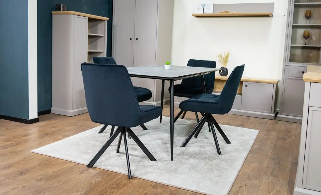 Set Masă Living Extensibilă KJT546 Gri cu 4 Scaune Tapițate KJC356 Negre 4