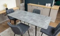 Set Masă Living Extensibilă KJT546 Gri cu 4 Scaune Tapițate DCM2001AF Gri