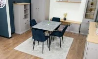 Set Masă Living Extensibilă KJT546 Gri cu 4 Scaune Tapițate KJC176 Negre 6