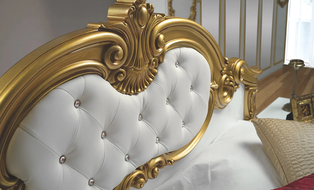 Dormitor Clasic Barocco Bianco Gold cu Dulap 4 Uși 2