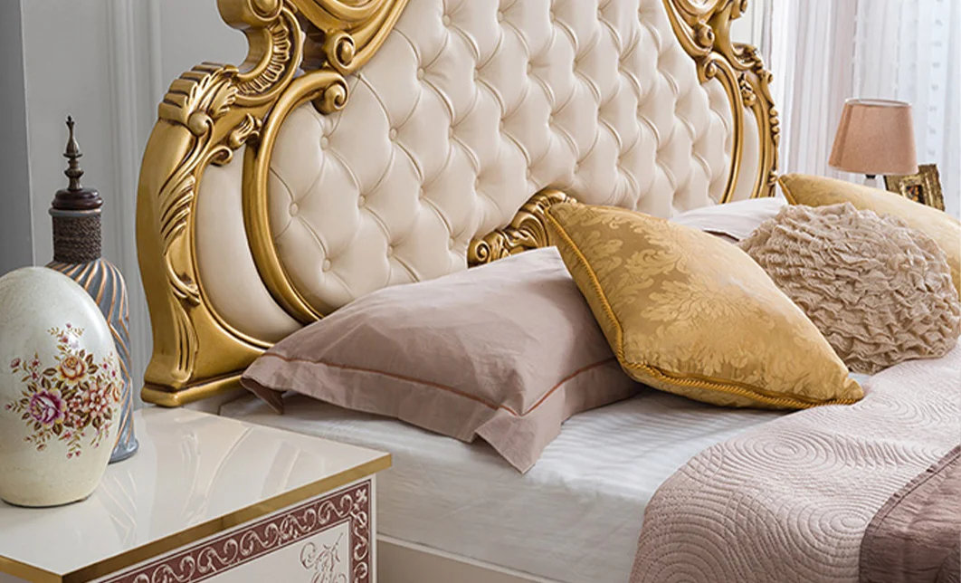 Dormitor Clasic New Grace Gold cu Dulap 6 Uși 4