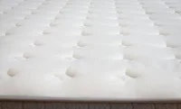Set Pat Tapitat cu Saltea si Somiera Split Gri Deschis, 160x200