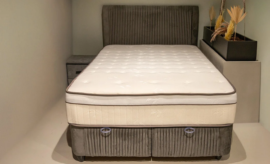 Set Pat Tapitat cu Saltea Bella Grey 180x200 7