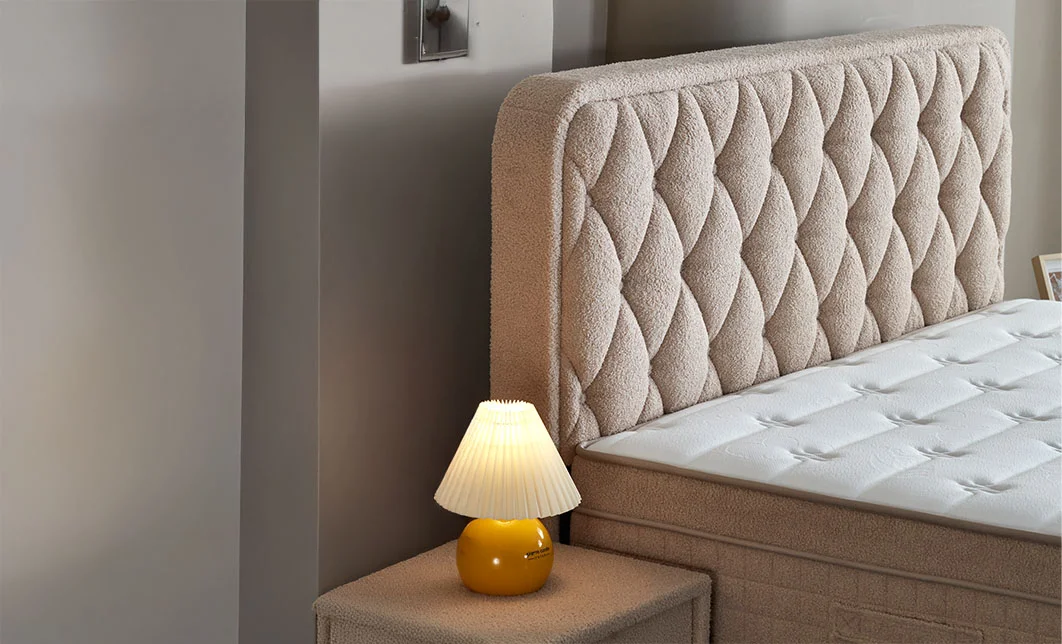 Set Pat Tapitat cu Saltea si Somiera Prestige Bej, 180x200 cm 9