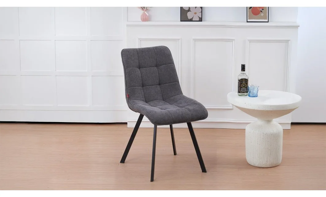 Set Masă Living Extensibilă DTM0101CS Bej cu 4 Scaune Tapițate DCM1801CF Gri